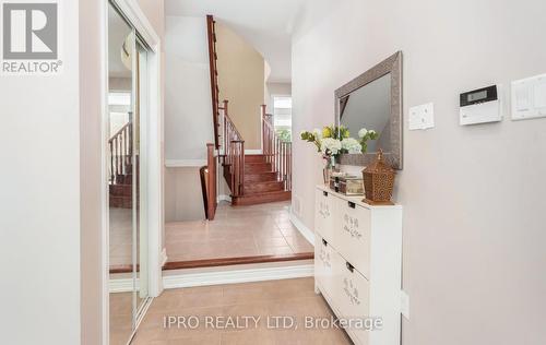 70 Southlake Boulevard, Brampton (Madoc), ON - Indoor Photo Showing Other Room