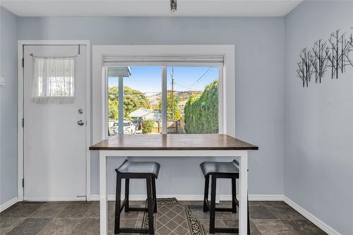 780 Coronation Avenue, Kelowna, BC - Indoor