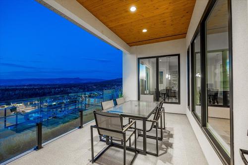 980 Ledgeview Court, Kelowna, BC - Outdoor With Deck Patio Veranda With Exterior