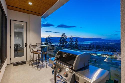 980 Ledgeview Court, Kelowna, BC - Outdoor With Deck Patio Veranda With Exterior