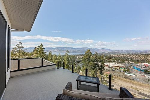 980 Ledgeview Court, Kelowna, BC - Outdoor With View