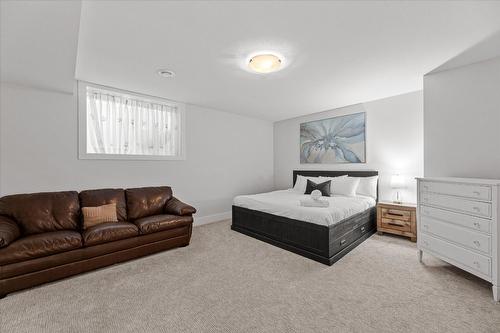 980 Ledgeview Court, Kelowna, BC - Indoor Photo Showing Bedroom