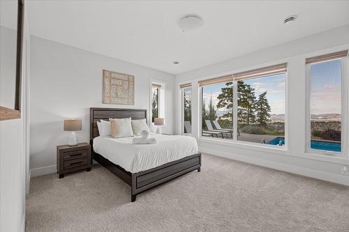 980 Ledgeview Court, Kelowna, BC - Indoor Photo Showing Bedroom