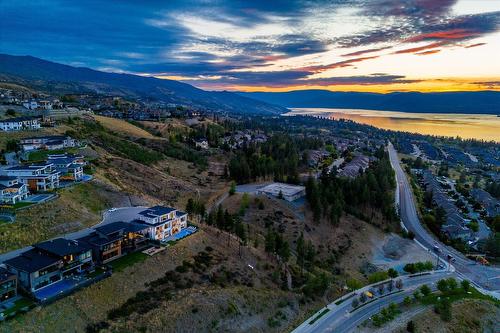 980 Ledgeview Court, Kelowna, BC - Outdoor With View