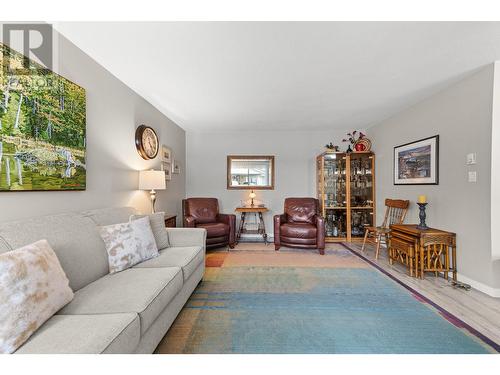 2235 Baskin Street Unit# 115, Penticton, BC - Indoor Photo Showing Living Room