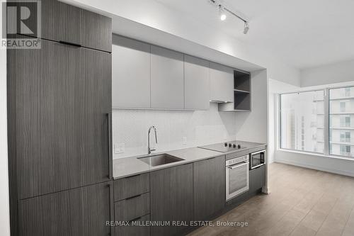 3615 - 82 Dalhousie Street, Toronto, ON - Indoor Photo Showing Kitchen