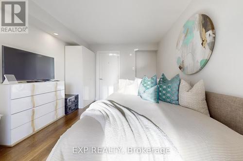 503 - 5460 Yonge Street, Toronto (Willowdale West), ON - Indoor Photo Showing Bedroom