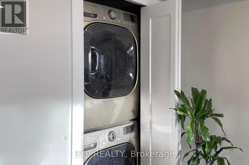 503 - 5460 Yonge Street, Toronto (Willowdale West), ON - Indoor Photo Showing Laundry Room