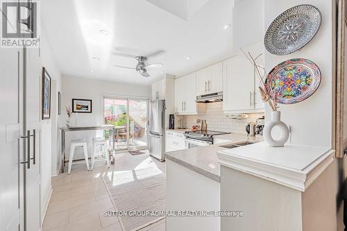 20 Poucher Street, Toronto (Blake-Jones), ON - Indoor Photo Showing Kitchen