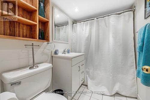 20 Poucher Street, Toronto (Blake-Jones), ON - Indoor Photo Showing Bathroom