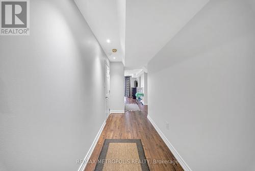 52 Knotwood Crescent, Toronto, ON - Indoor Photo Showing Other Room