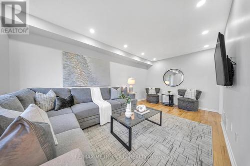 52 Knotwood Crescent, Toronto (Rouge), ON - Indoor Photo Showing Living Room