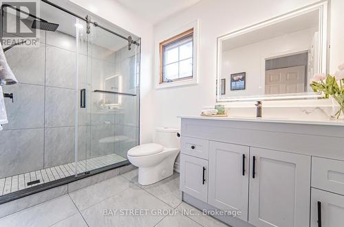 110 Summitcrest Drive, Richmond Hill (Devonsleigh), ON - Indoor Photo Showing Bathroom