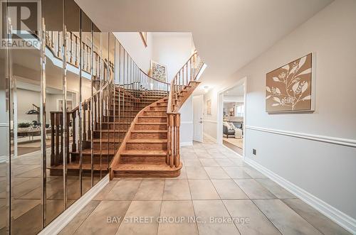 110 Summitcrest Drive, Richmond Hill (Devonsleigh), ON - Indoor Photo Showing Other Room