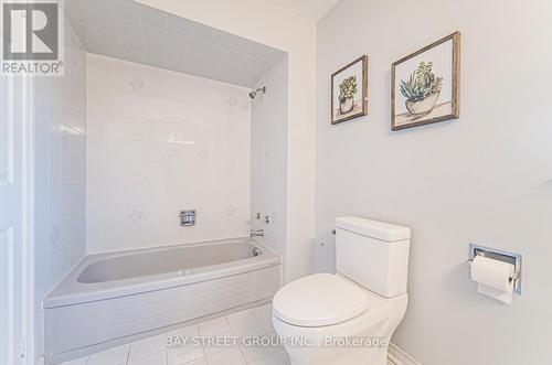 110 Summitcrest Drive, Richmond Hill, ON - Indoor Photo Showing Bathroom