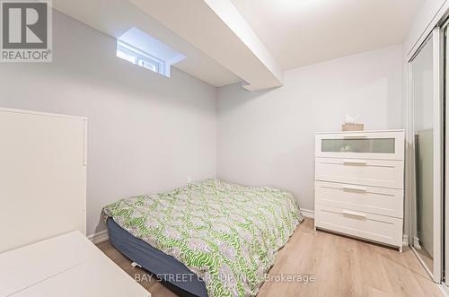 110 Summitcrest Drive, Richmond Hill (Devonsleigh), ON - Indoor Photo Showing Bedroom