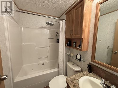 27 7817 S 97 Highway, Prince George, BC - Indoor Photo Showing Bathroom