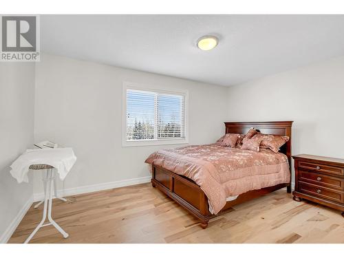 3228 Parkview Crescent, Prince George, BC - Indoor Photo Showing Bedroom