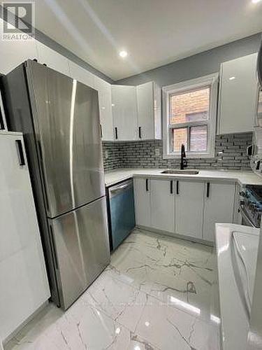 Upper - 1250 Bloor Street W, Toronto, ON - Indoor Photo Showing Kitchen