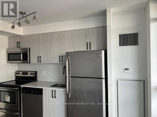 1001 - 38 Joe Shuster Way, Toronto, ON - Indoor Photo Showing Kitchen With Stainless Steel Kitchen