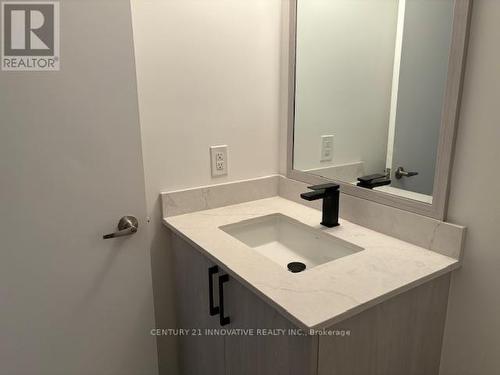 1001 - 38 Joe Shuster Way, Toronto, ON - Indoor Photo Showing Bathroom