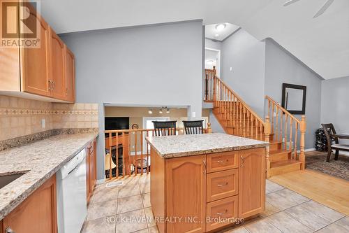 112 Redfern Avenue, Hamilton (Mountview), ON - Indoor Photo Showing Kitchen