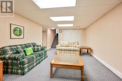 112 Redfern Avenue, Hamilton, ON - Indoor