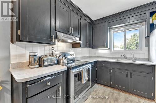 59 Ellis Crescent S, Waterloo, ON - Indoor Photo Showing Kitchen