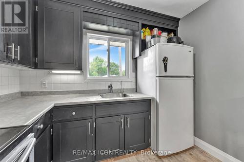 59 Ellis Crescent S, Waterloo, ON - Indoor Photo Showing Kitchen