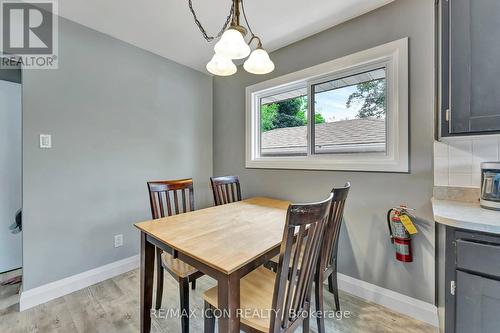 59 Ellis Crescent S, Waterloo, ON - Indoor Photo Showing Dining Room