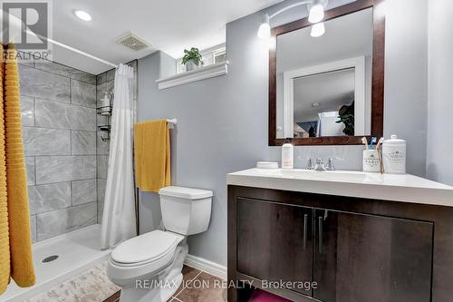 59 Ellis Crescent S, Waterloo, ON - Indoor Photo Showing Bathroom