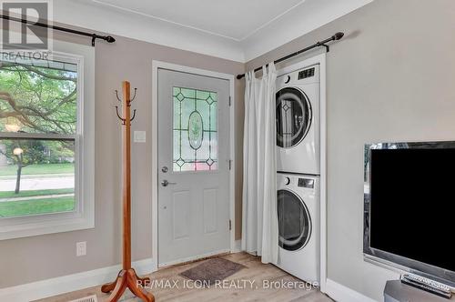 59 Ellis Crescent S, Waterloo, ON - Indoor Photo Showing Laundry Room