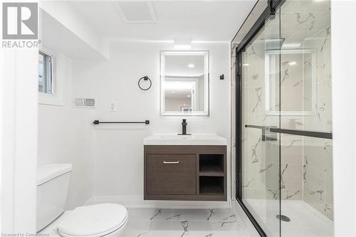 281 Normanhurst Avenue, Hamilton, ON - Indoor Photo Showing Bathroom