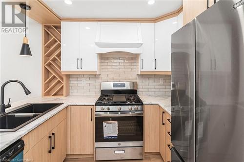 281 Normanhurst Avenue, Hamilton, ON - Indoor Photo Showing Kitchen With Double Sink