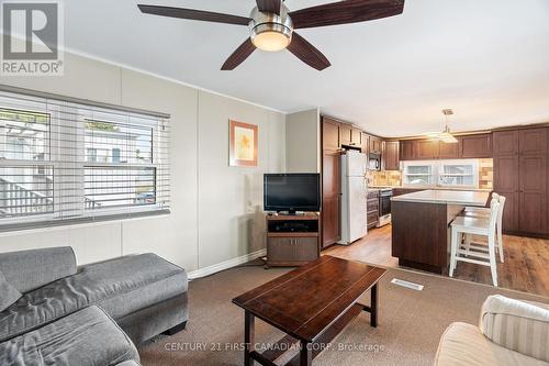 48 Starlit Lane, Bluewater (Zurich), ON - Indoor Photo Showing Living Room