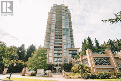 2506 280 Ross Drive, New Westminster, BC - Outdoor With Facade