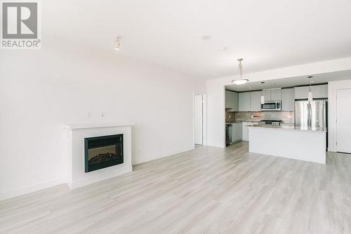 2506 280 Ross Drive, New Westminster, BC - Indoor With Fireplace