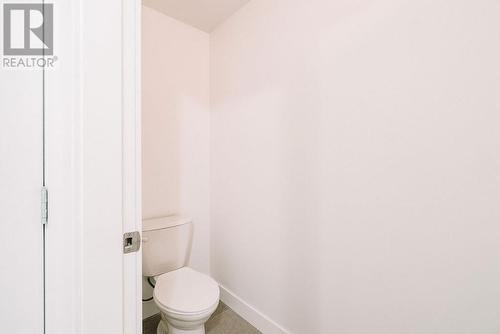 2506 280 Ross Drive, New Westminster, BC - Indoor Photo Showing Bathroom