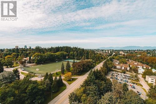 2506 280 Ross Drive, New Westminster, BC - Outdoor With View