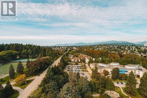 2506 280 Ross Drive, New Westminster, BC - Outdoor With View