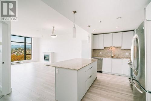 2506 280 Ross Drive, New Westminster, BC - Indoor Photo Showing Kitchen With Stainless Steel Kitchen With Upgraded Kitchen