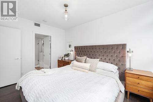 3520 Marine Way, Vancouver, BC - Indoor Photo Showing Bedroom