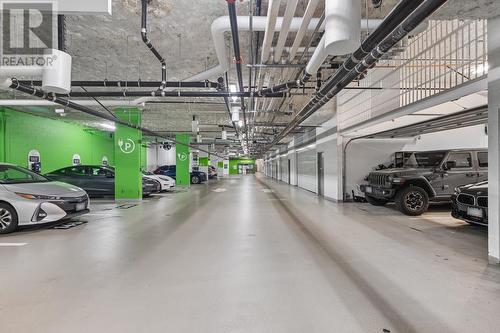 3520 Marine Way, Vancouver, BC - Indoor Photo Showing Garage