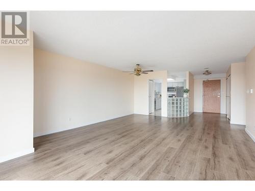 1003 612 Fifth Avenue, New Westminster, BC - Indoor