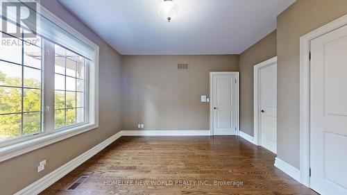 198 Kennedy Street W, Aurora, ON - Indoor Photo Showing Other Room