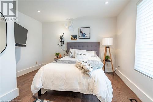 97 Overdale Avenue, Waterdown, ON - Indoor Photo Showing Bedroom