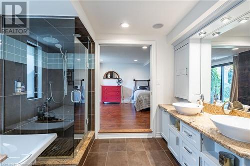 97 Overdale Avenue, Waterdown, ON - Indoor Photo Showing Bathroom