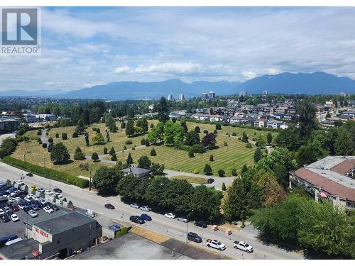 1805 4398 Buchanan Street, Burnaby, BC - Outdoor With View