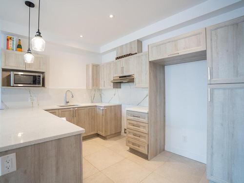 Kitchen - 211-3685 Rue Fleury E., Montréal (Montréal-Nord), QC - Indoor Photo Showing Kitchen