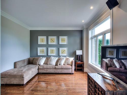 Family room - 412 Rue Des Alismas, Laval (Sainte-Dorothée), QC - Indoor Photo Showing Living Room